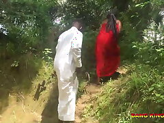 AS A SON OF A POPULAR MILLIONAIRE, I FUCKED AN AFRICAN VILLAGE GIRL ON THE VILLAGE ROADS AND I ENJOYED HER WET PUSSY (FULL VIDEO ON XVIDEO RED)